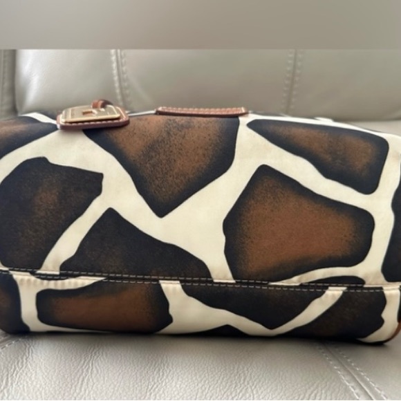 Rare Vintage Dooney & Bourke giraffe print satchel! EUC - Picture 13 of 15